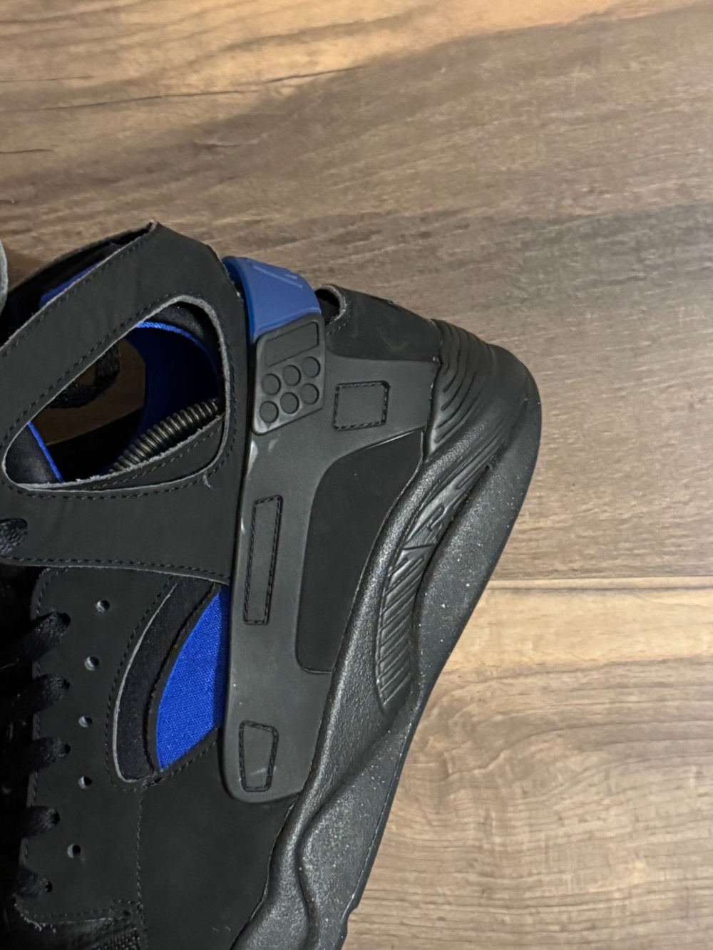 Nike Air Flight Huarache PRM QS 2014 OG Size 11.5 Black Lyon Blue 705005 002 OG - Picture 5 of 9